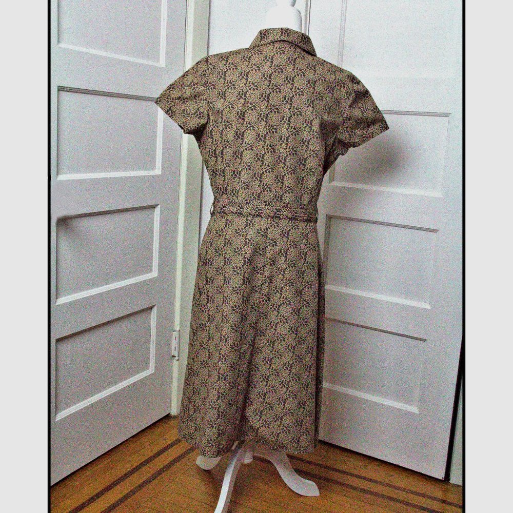 WOMAN DRESS